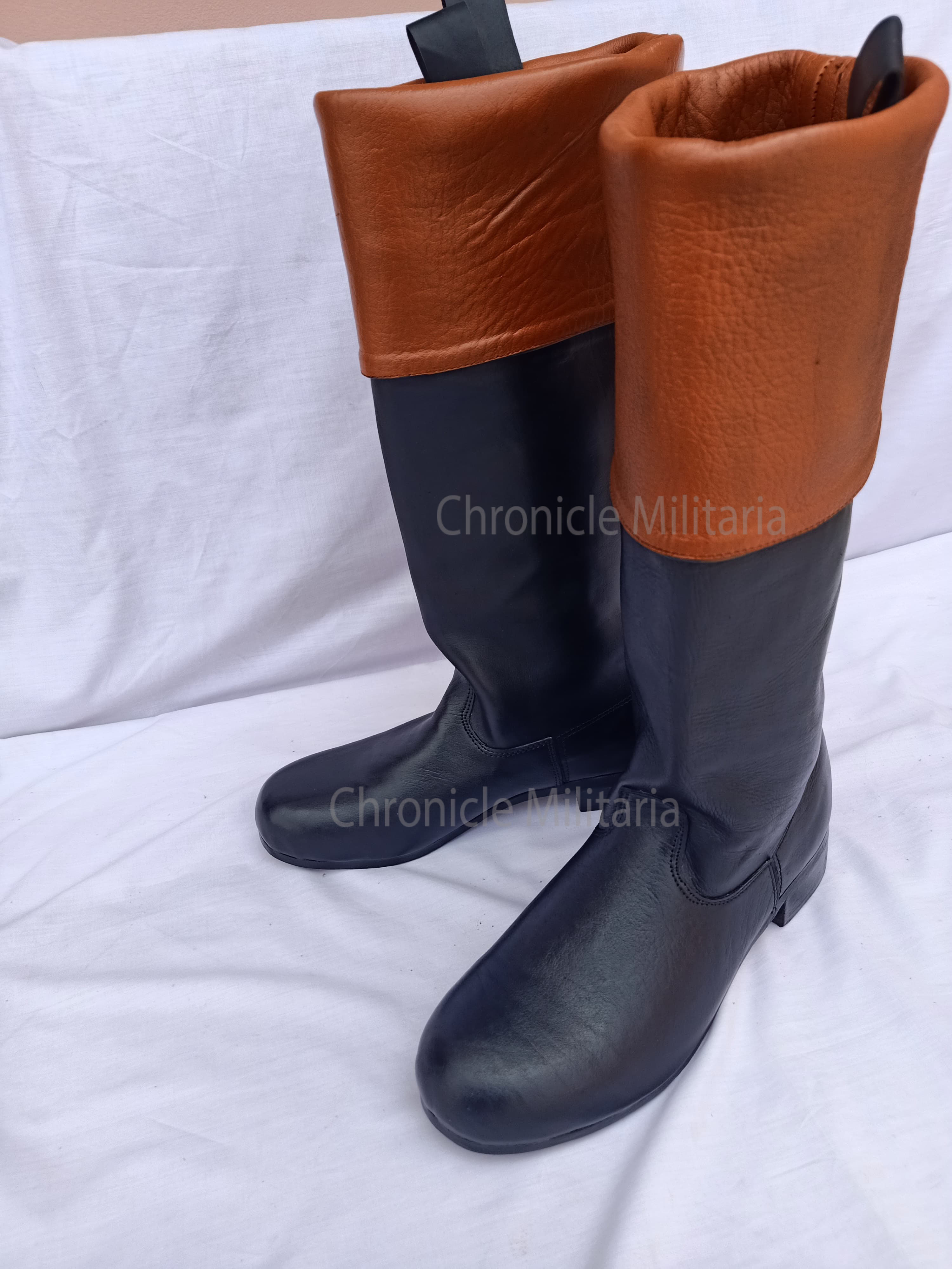 Chronicle Militaria Sialkot Pakistan, Tan Top Boots, Revolutionary War ...