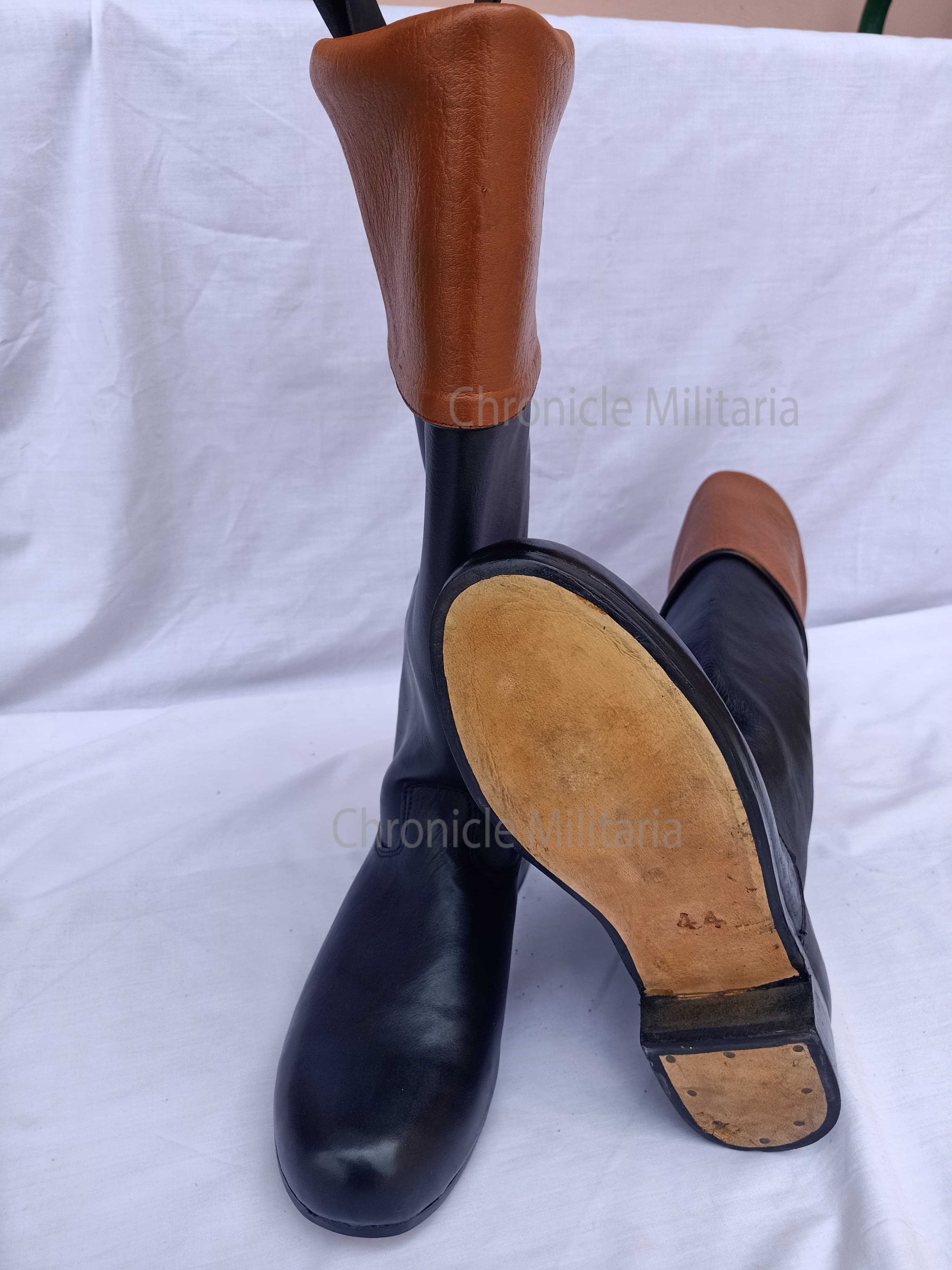 Chronicle Militaria Sialkot Pakistan, Tan Top Boots, Revolutionary War ...